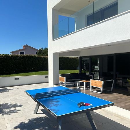 Villa Rina - Luxury Holiday Home ซริกเวนิซา ภายนอก รูปภาพ