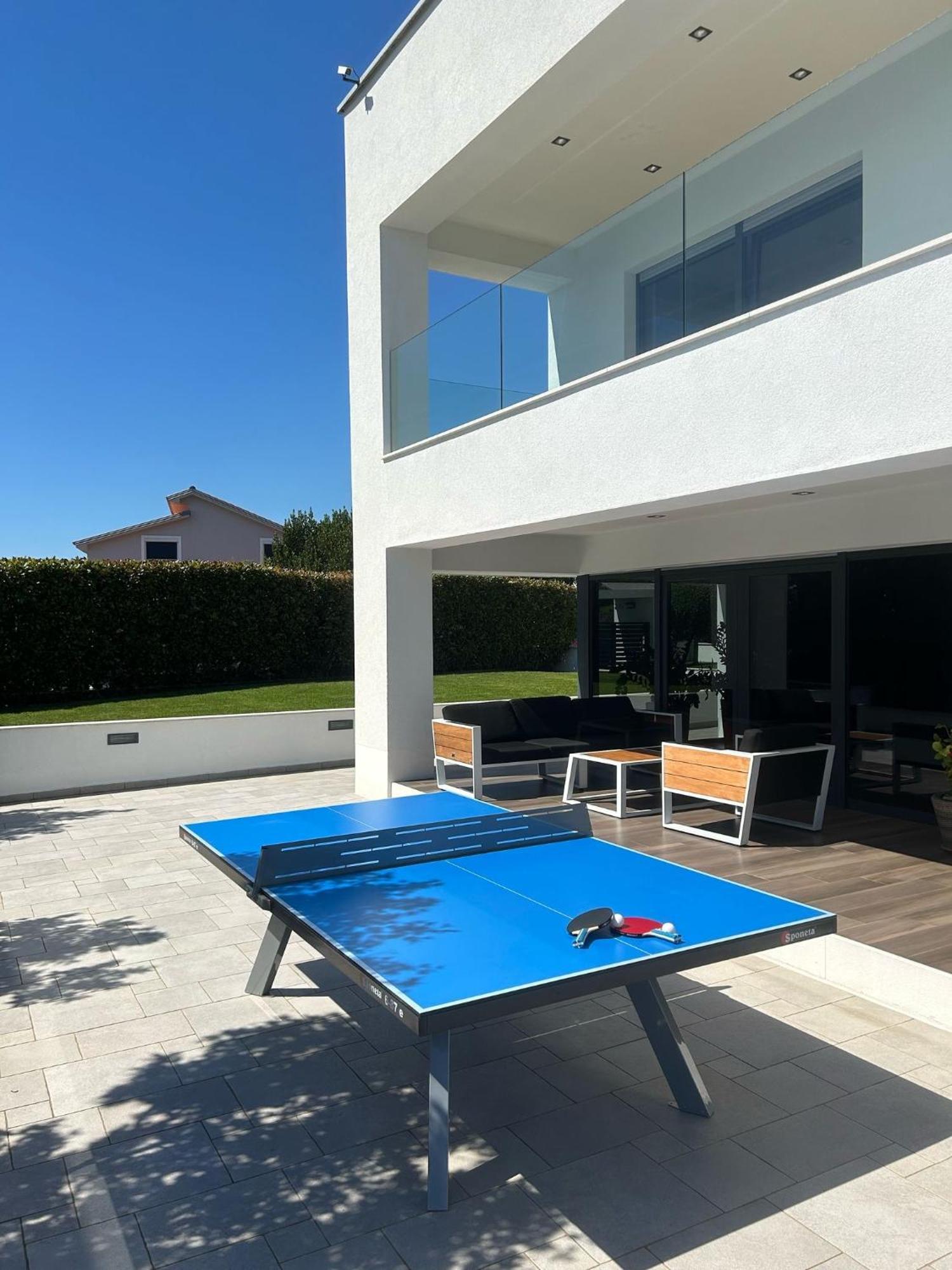 Villa Rina - Luxury Holiday Home ซริกเวนิซา ภายนอก รูปภาพ