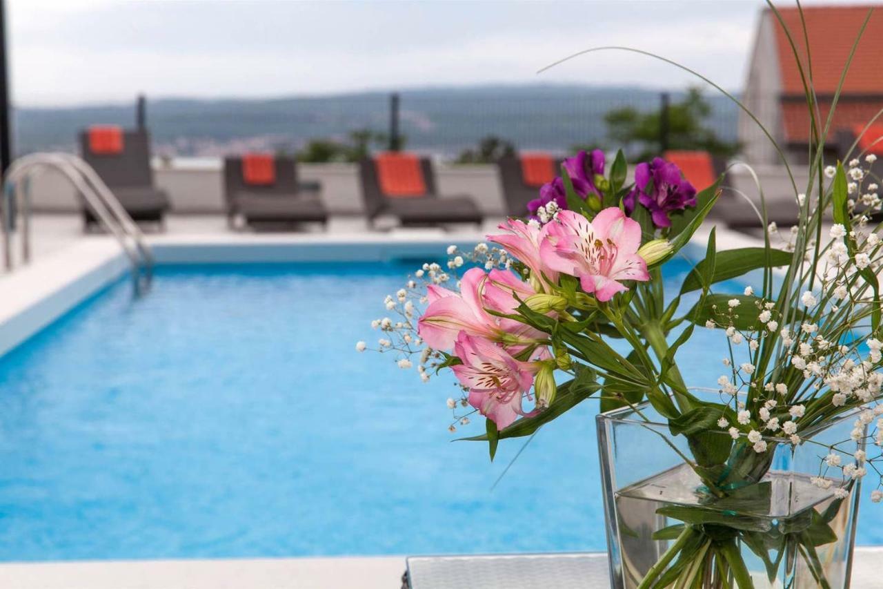 Villa Rina - Luxury Holiday Home ซริกเวนิซา ภายนอก รูปภาพ
