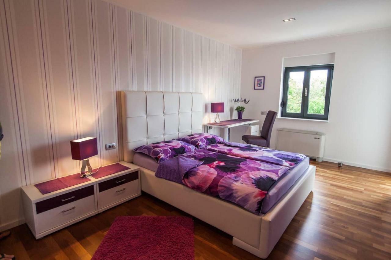 Villa Rina - Luxury Holiday Home ซริกเวนิซา ภายนอก รูปภาพ