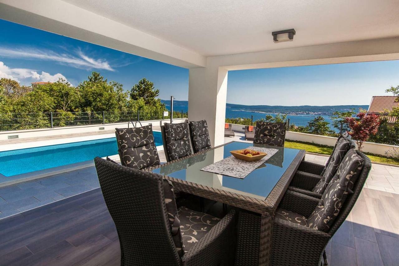 Villa Rina - Luxury Holiday Home ซริกเวนิซา ภายนอก รูปภาพ