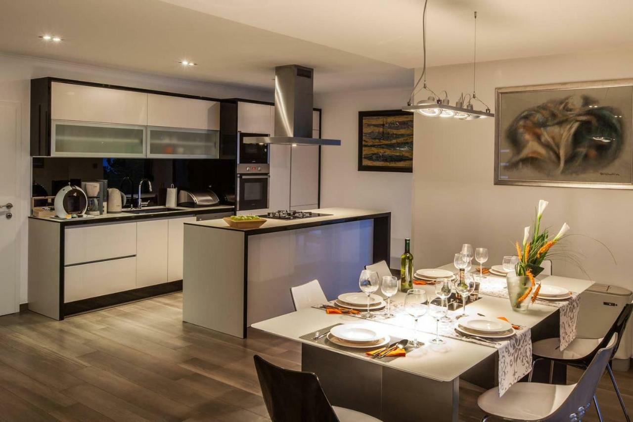 Villa Rina - Luxury Holiday Home ซริกเวนิซา ภายนอก รูปภาพ