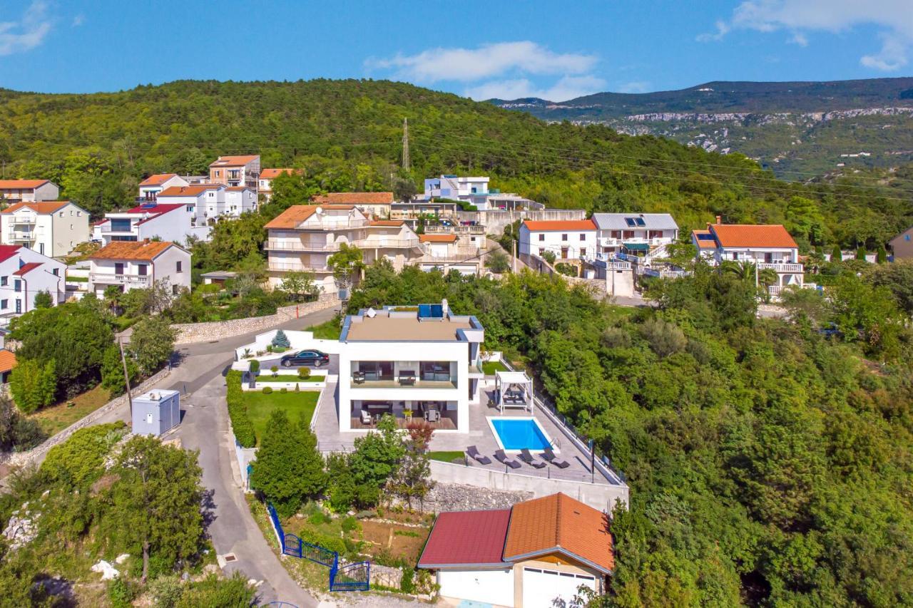 Villa Rina - Luxury Holiday Home ซริกเวนิซา ภายนอก รูปภาพ